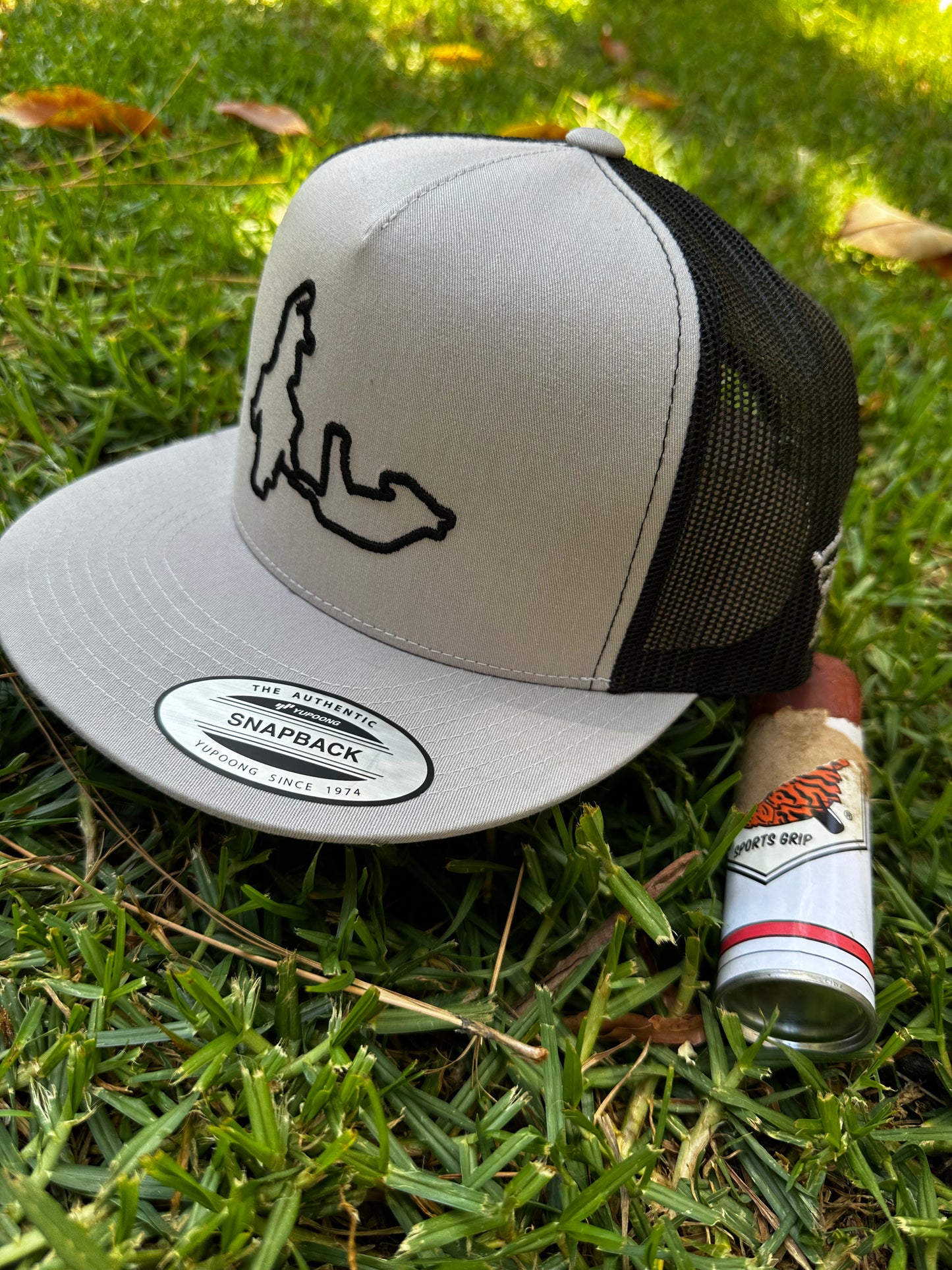 Black and Silver Coleador Hat