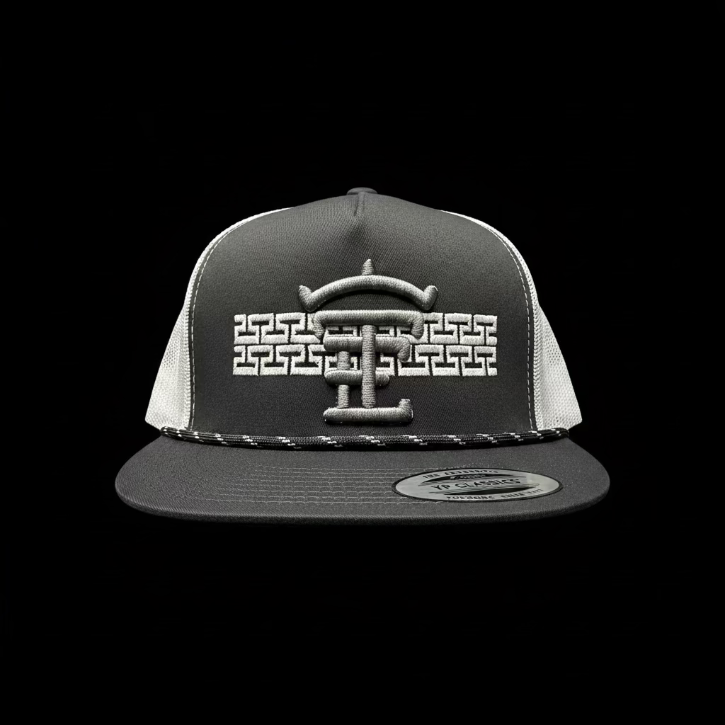 Greek key pattern TE hat (Grey)
