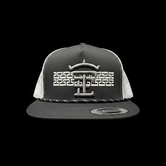 Greek key pattern TE hat (Grey)